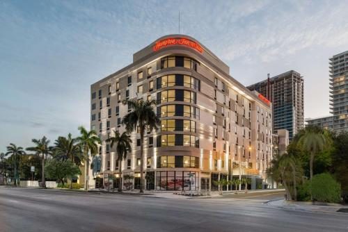 Hampton Inn Suites Miami Wynwood Design District Miami Florida — Property