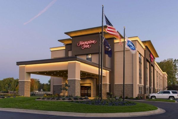 Hampton Inn Suites Mount Pleasant — Property