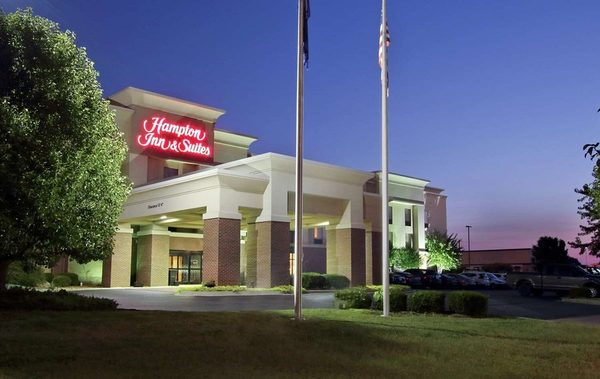 Hampton Inn Suites Murray — Property