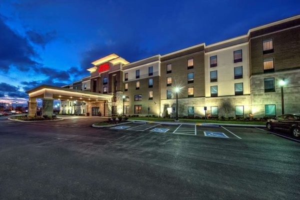 Hampton Inn Suites Nashville Hendersonville — Property