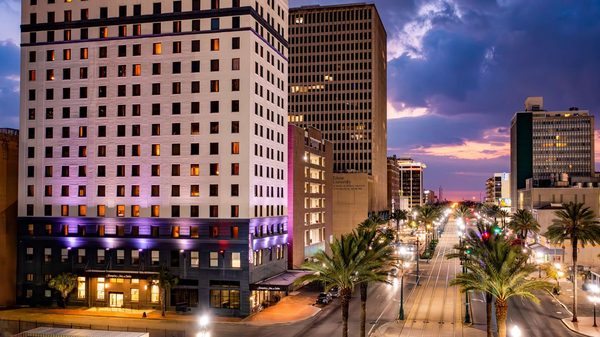 Hampton Inn Suites New Orleans Canal St French Quarter — Property