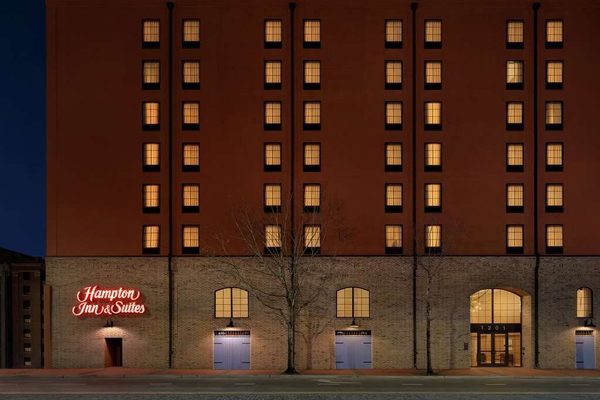 Hampton Inn Suites New Orleans convention Center — Property