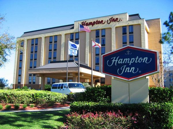 Hampton Inn Suites Orlando Airport Gateway Village — Property