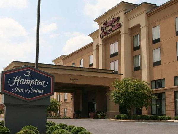 Hampton Inn Suites Oxford Anniston — Property