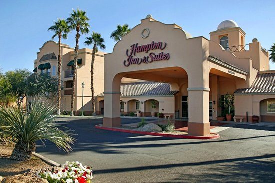 Hampton Inn Suites Phoenix Scottsdale — Property
