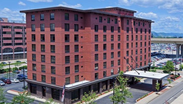 Hampton Inn Suites Pittsburgh Downtown Pittsburgh Pennsylvania — Property
