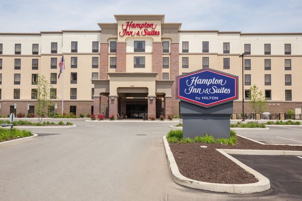 Hampton Inn Suites Pittsburgh Harmarville — Property