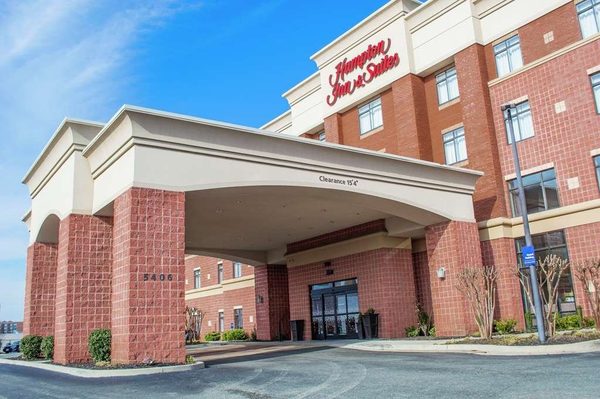 Hampton Inn Suites Richmond Glenside — Property