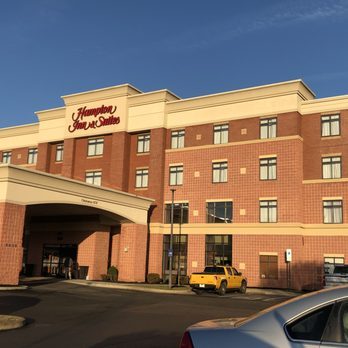 Hampton Inn Suites Richmond Glenside — Property