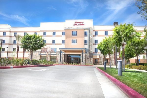Hampton Inn Suites Riverside Corona East — Property
