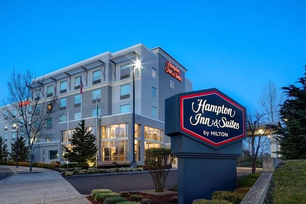Hampton Inn Suites Seattle Federal Way — Property
