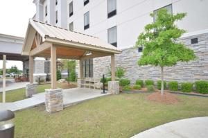 Hampton Inn Suites Tulsa catoosa — Property