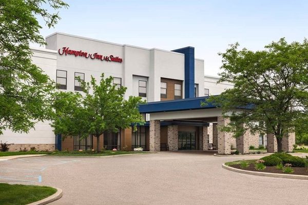 Hampton Inn Suites Valparaiso — Property