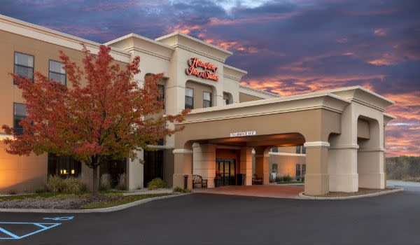 Hampton Inn Suites Valparaiso — Property