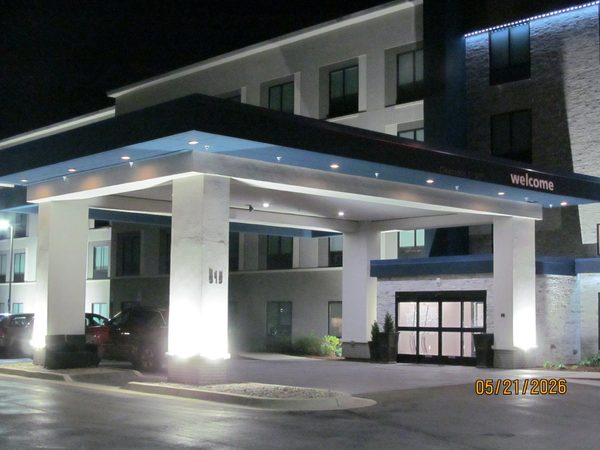Hampton Inn Suites Ypsilanti — Property