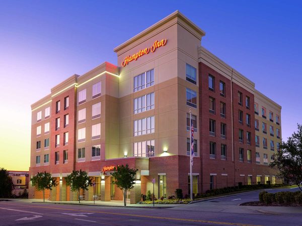 Hampton Inn Wilmington Downtown — Property
