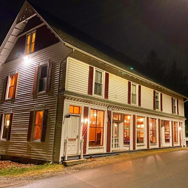 Harbor House Hotel by Umaniii Jonesport Maine — Property