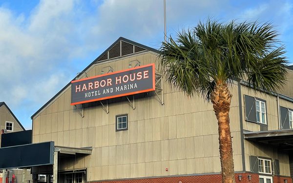 Harbor House Hotel by Umaniii Jonesport Maine — Property