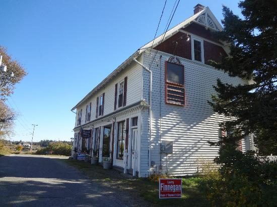 Harbor House Hotel by Umaniii Jonesport Maine — Property