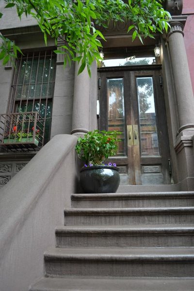 Harlem 144 Guest House New York City New York — Property