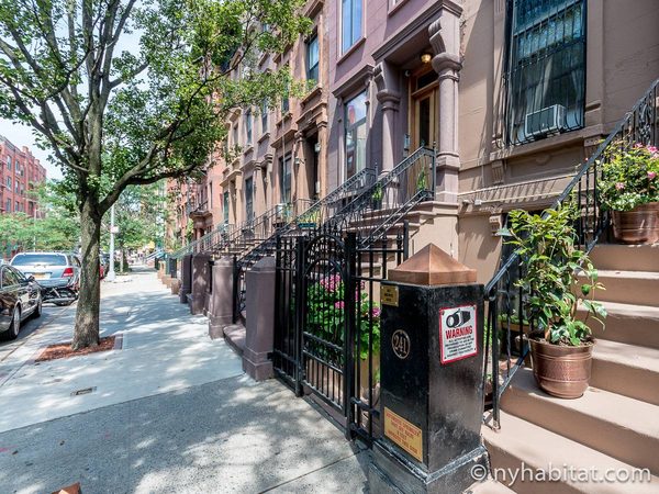 Harlem Bed and Breakfast New York City New York — Property