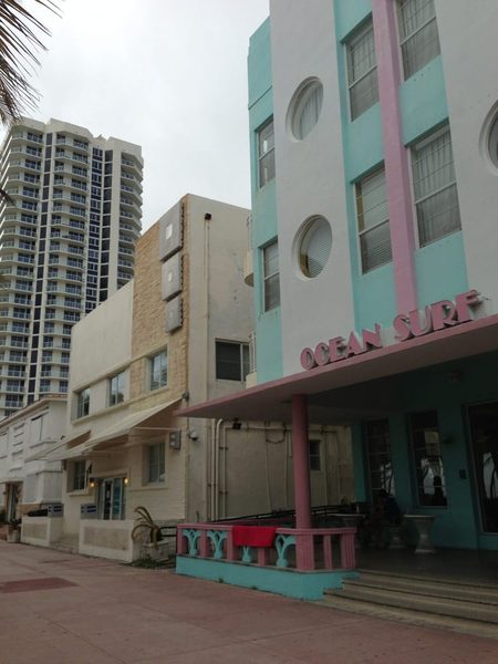 Hawaii Hotel Miami Beach Florida — Property