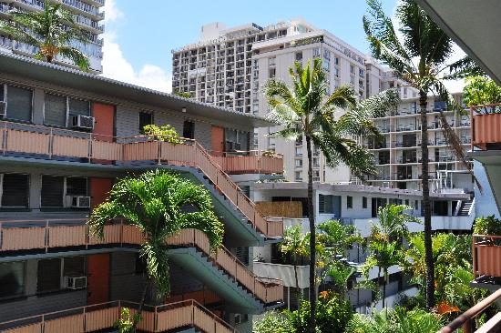 Hawaiian King — Property