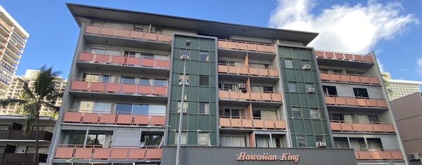 Hawaiian King — Property