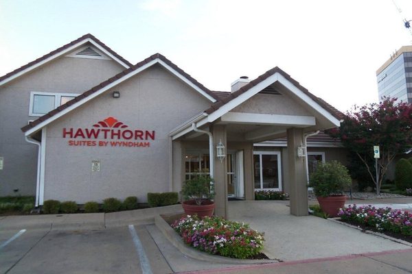 Hawthorn Suites by Wyndham Fort Worth Medical Center — Property