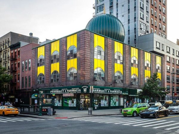 Heart of Harlem New York City New York — Property