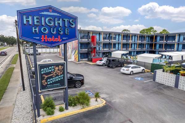 Heights House Hotel — Property