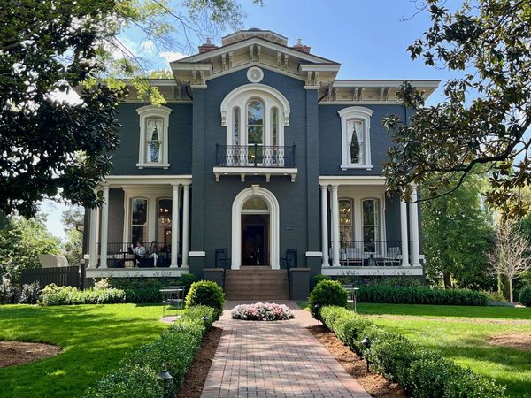 Heights House Hotel — Property