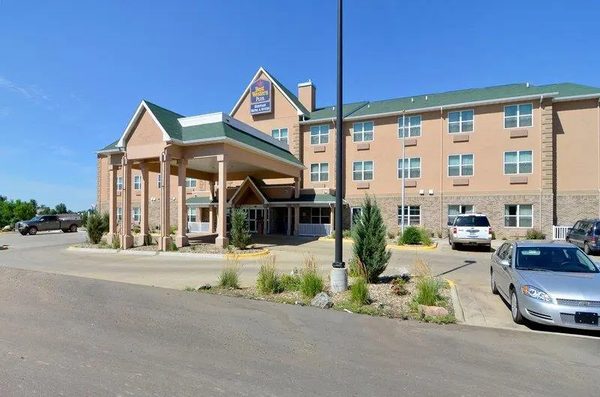 Heritage Hotel And Suites — Property