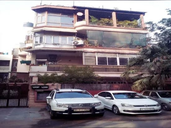 Hide In Hostel Delhi — Property