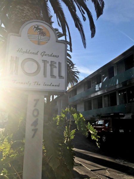 Highland Gardens Hotel Los Angeles California — Property