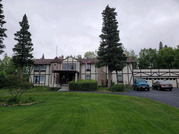 Highland Glen Lodge — Property