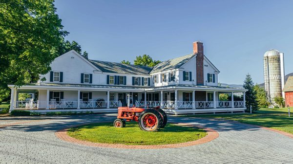 Hill Farm Inn — Property