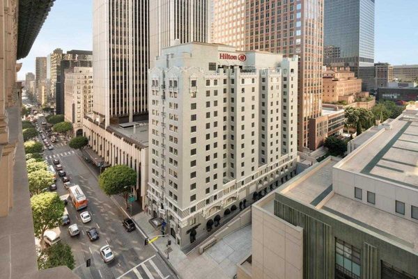 Hilton Checkers Los Angeles Los Angeles California — Property