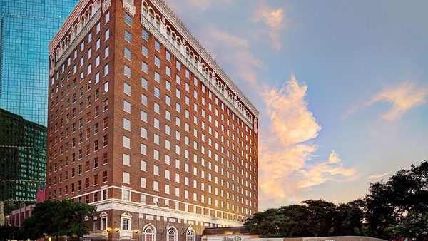 Hilton Fort Worth — Property