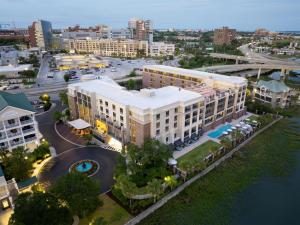 Hilton Garden Inn Charleston Waterfront downtown — Property