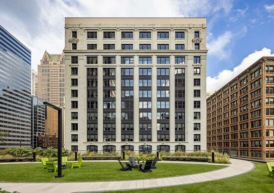 Hilton Garden Inn Chicago Central Loop — Property