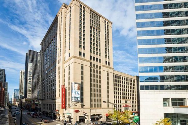 Hilton Garden Inn Chicago Downtown magnificent Mile — Property