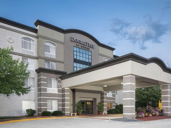 Hilton Garden Inn Des Moines Airport — Property