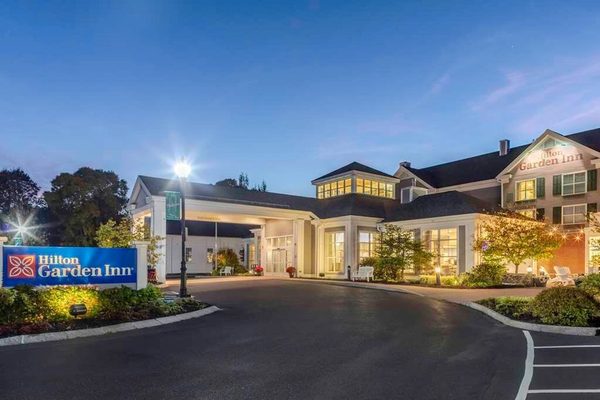 Hilton Garden Inn Freeport Downtown — Property