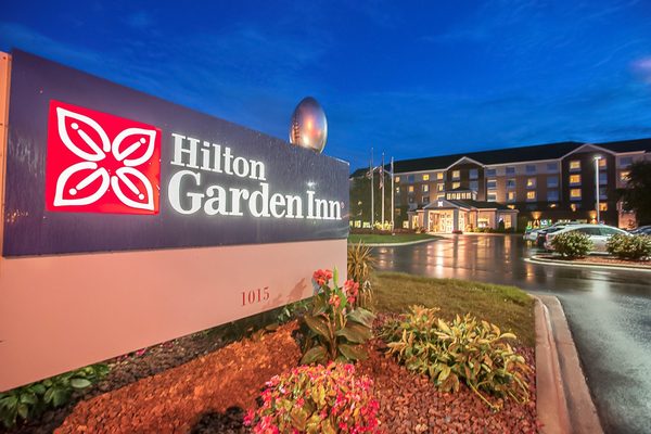 Hilton Garden Inn Green Bay — Property