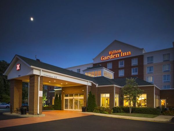 Hilton Garden Inn Hampton Coliseum Central — Property