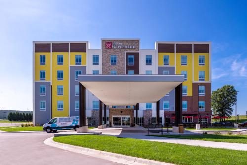 Hilton Garden Inn Kansas City Airport — Property