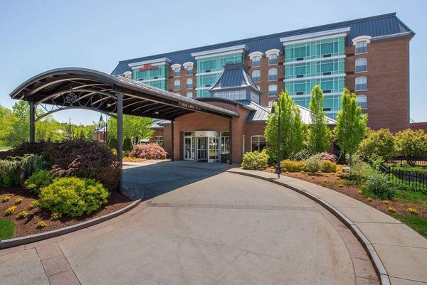 Hilton Garden Inn Manchester Downtown — Property