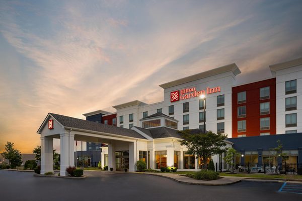 Hilton Garden Inn Memphis Wolfchase Galleria — Property