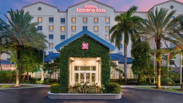 Hilton Garden Inn Miami Airport West Miami Florida — Property